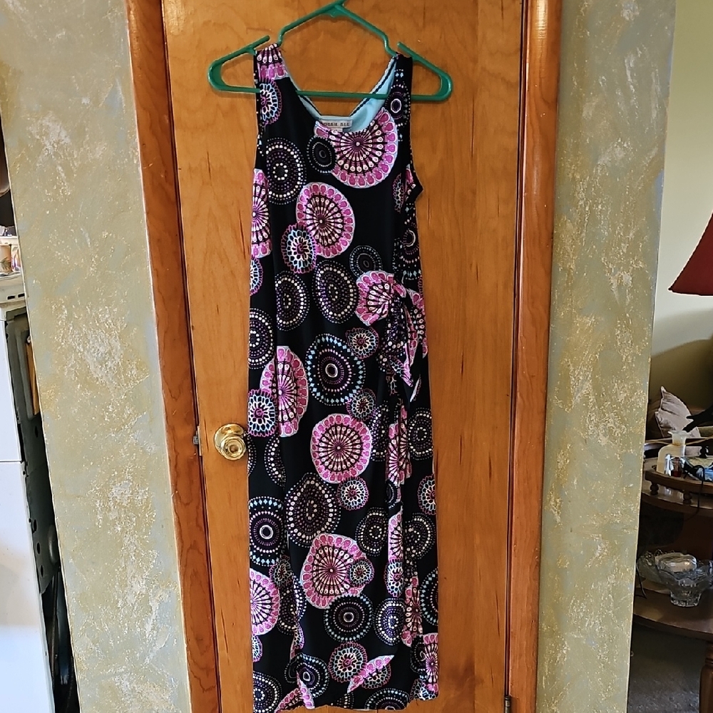 Robbie Bee Black and Pink Maxi Dress